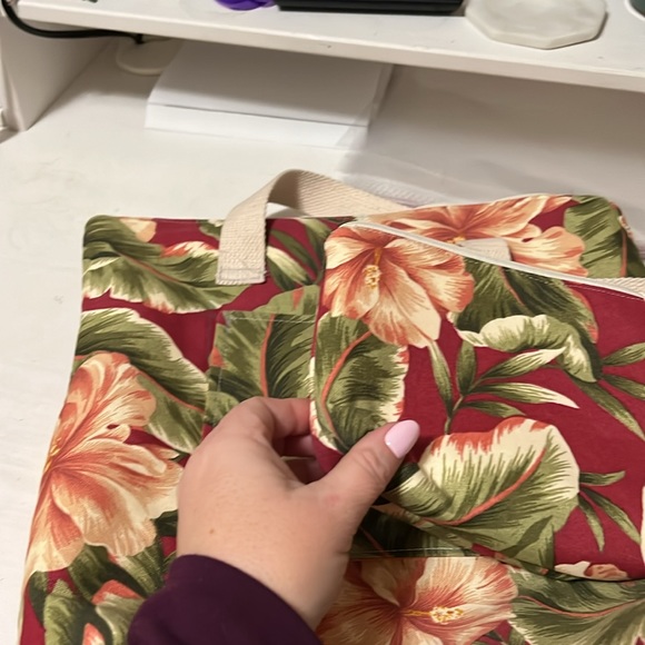 Set of Two Hawaiian Bags - Picture 6 of 6